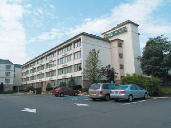 La Quinta Inn & Suites Clifton