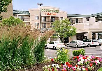 Courtyard Cleveland Beachwood