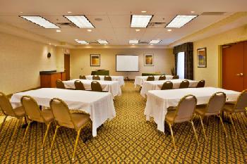 Holiday Inn Express Hotel & Suites LAKE OKEECHOBEE