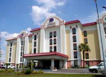 Comfort Suites University
