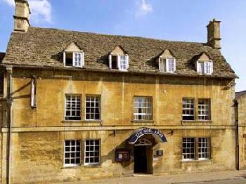 Noel Arms Hotel