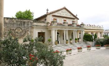 Jules Cesar, Hotel