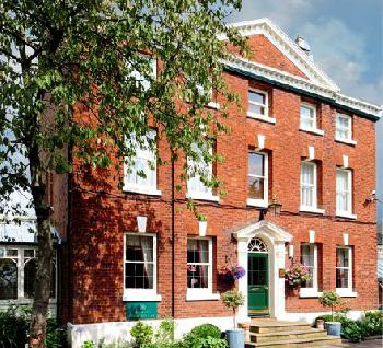 Etrop Grange Hotel