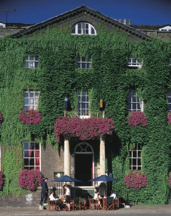 Angel Hotel