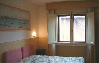 Ascot Hotel