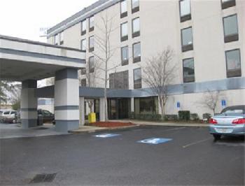 Baymont Inn & Suites Augusta West