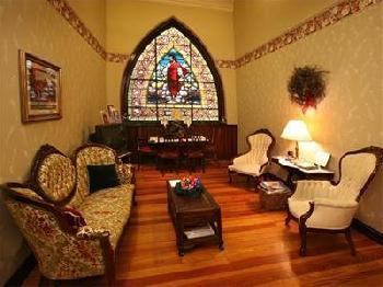 Christopher's Bed & Breakfast