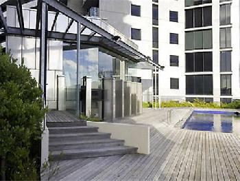 Grand Mercure Apartments Docklands