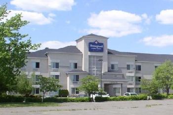 Homestead Studio Suites - Woodbridge - Newark
