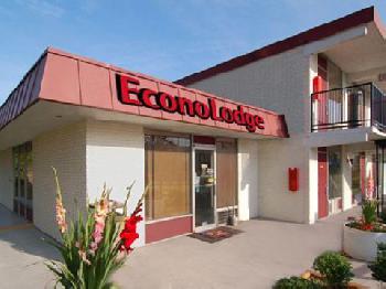 Econo Lodge at the Park