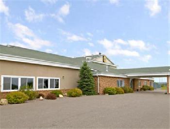 Super 8 Osseo WI