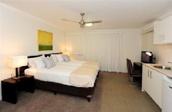 Gladstone City Central Apartment Hotel