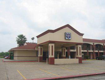 Knights Inn Beaumont