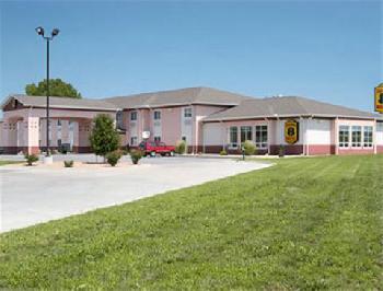 Super 8 Iola KS