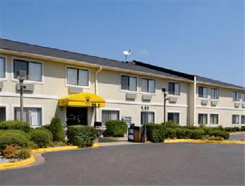 Super 8 Jonesboro