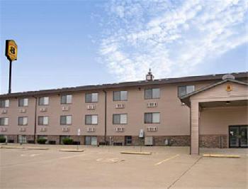 Super 8 Normal Bloomington