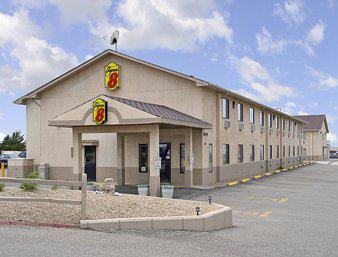 Super 8 Colby