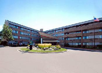 Quality Inn & Suites Airport