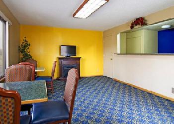 Rodeway Inn & Suites Austin