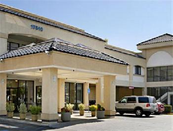 Days Inn And Suites Artesia