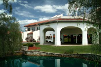 Country Club Hotel and Spa
