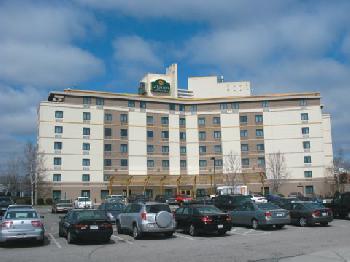 La Quinta Inn and Suites Boston Somerville