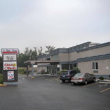 Relax Inn and Suites Bedford