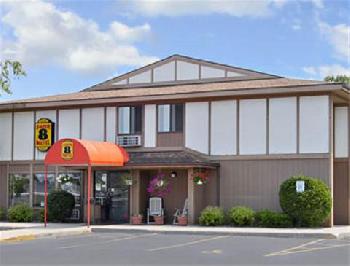 Super 8 Beaver Dam