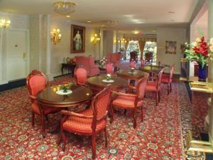 Carlyle Hotel