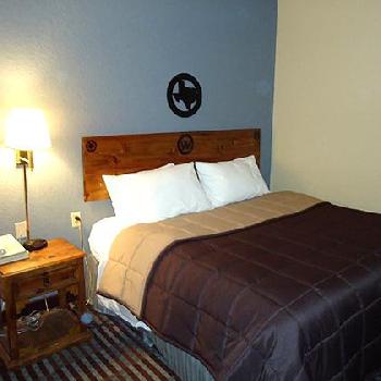 Atria Hotel and RV McGregor