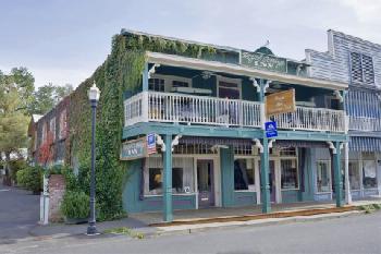 Americas Best Value Inn and Suites - Jamestown