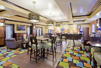 Holiday Inn Express Hotel & Suites VAN WERT