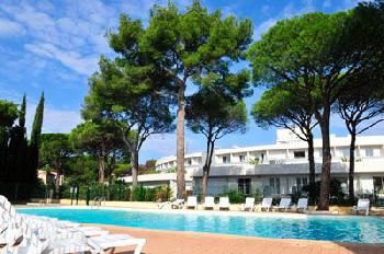 RESIDHOTEL LA TOUR DE MARE