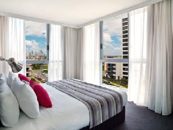 Meriton Serviced Apartments
