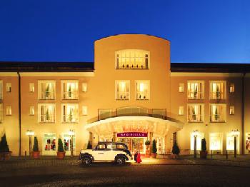 Maximilian Quellness und Golfhotel