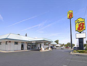 Super 8 Elyria