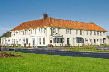 Kingscliff Hotel
