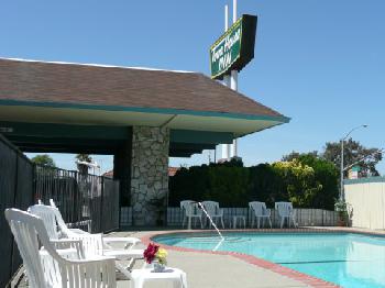 Town House Inn