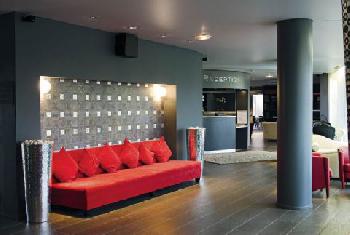 Exclusive Hotel OnlySuites Paris CDG