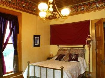 The Henderson Castle Bed & Bre