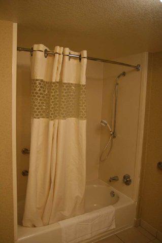 Hampton Inn San Marcos CA