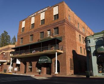 Lexington Historic Cary House Hotel