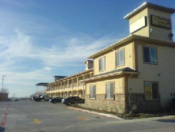 Motel 6 Rhome TX
