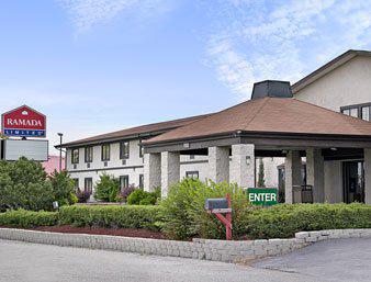 Ramada Waukesha Hotel