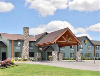 Super 8 Grand Rapids