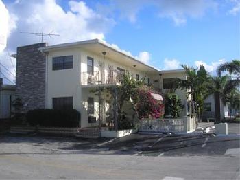 SILVER SPRAY MOTEL