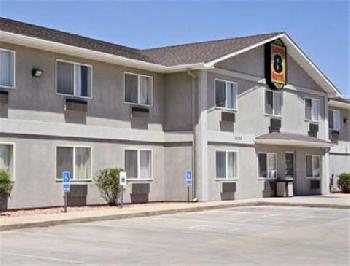 Super 8 Fountain