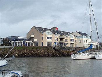 ibis Granville Port de plaisance