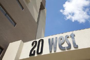 20 West Apart Hotel