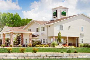 Wamego Inn and Suites